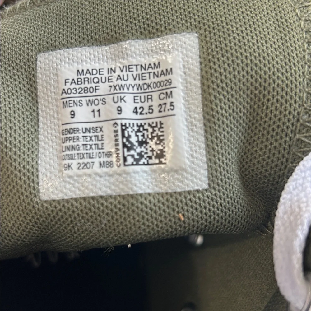 Women’s size 11 Converse Chuck Taylor All Star High 'Herringbone - Utility' - Picture 10 of 14